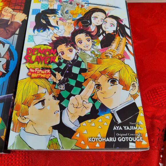 5X Mixed Manga lot Collection Viz Media Demon Slayer Given Claymore Banana Fish - Picture 6 of 13